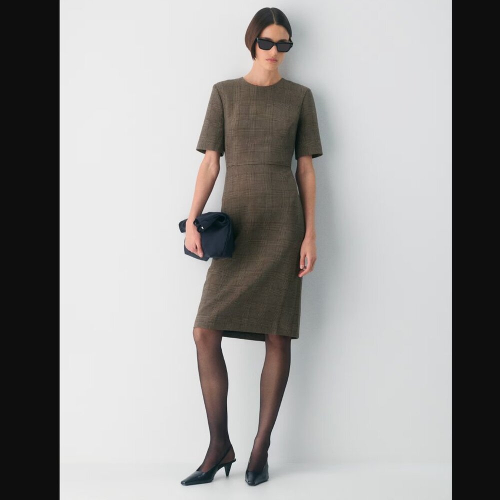 Aritzia Babaton Keeper Dress - Size 6